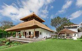 Villa Wantilan Putih